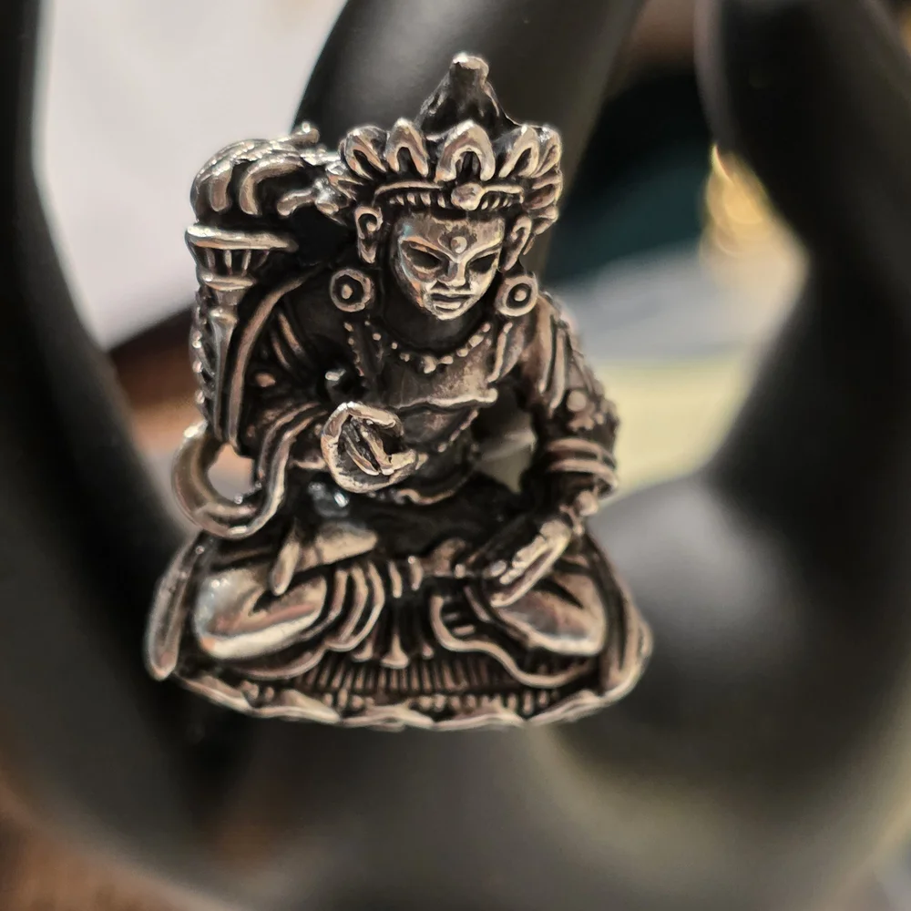 Vintage Sterling Silver Meditative Buddha Sitting On A Lotus Flower Ring - Picture 8 of 10